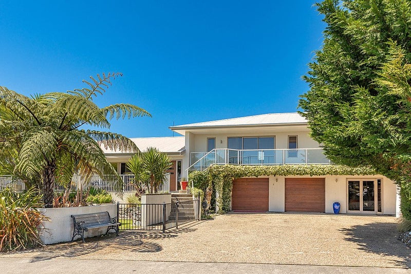 1 Queen Street, Westport, Westport - Carousel 1