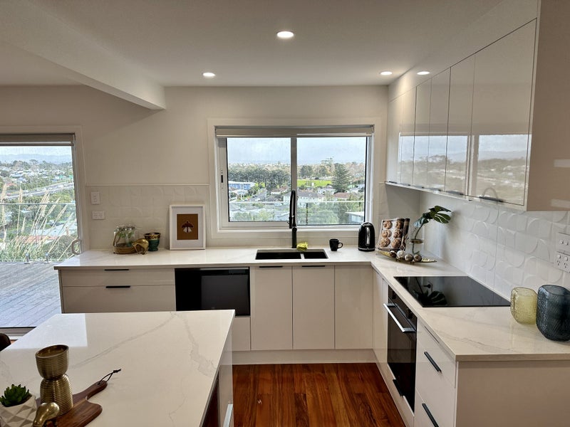 9 Herringson Avenue, Grey Lynn, Auckland - Carousel 2