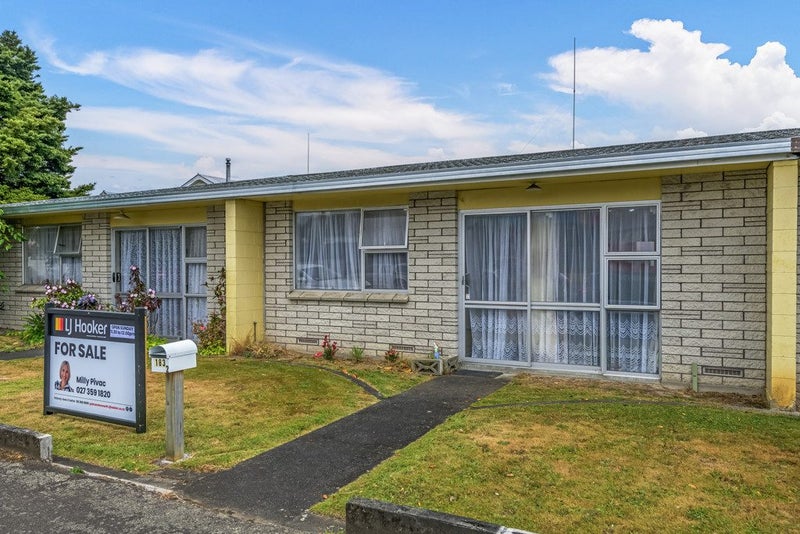 2/183 Featherston Street, Palmerston North, Palmerston North - Carousel 1