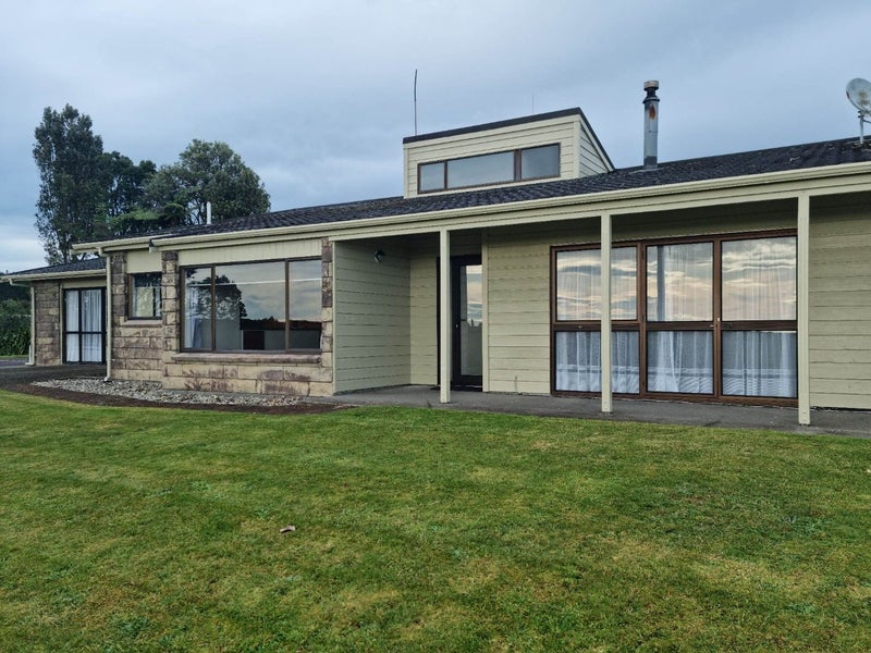 142 York Road, Huirangi, New Plymouth - Carousel 1
