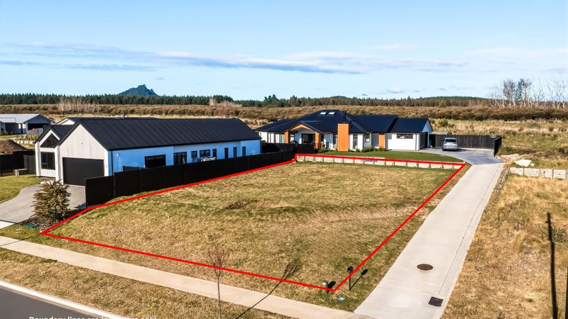 51 Kopakopa Crescent, Wharewaka, Taupō - Carousel 1