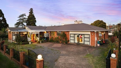 80 Rosella Road, Mangere East, Auckland - Carousel 1