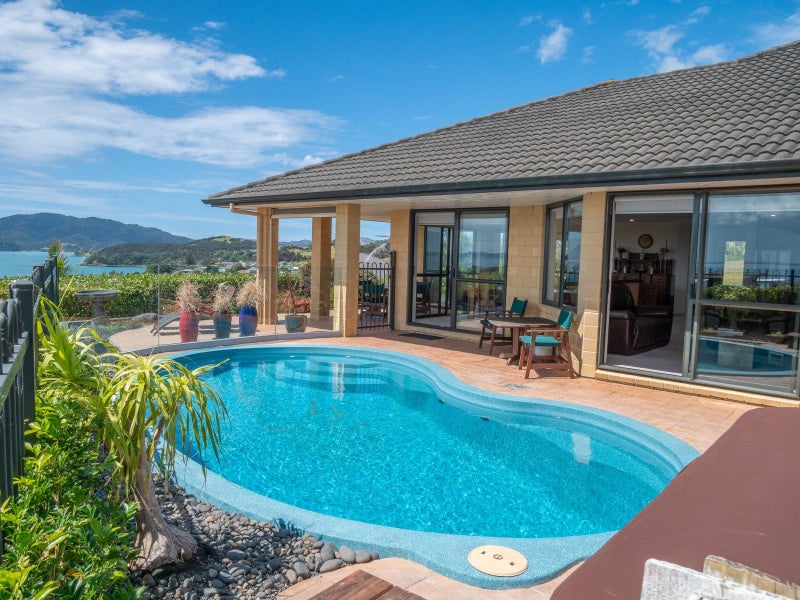 11 Oden Hill, Coopers Beach, Coopers Beach - Carousel 1