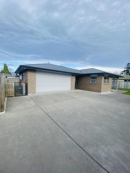 42 Fergusson Street, Solway, Masterton - Carousel 1