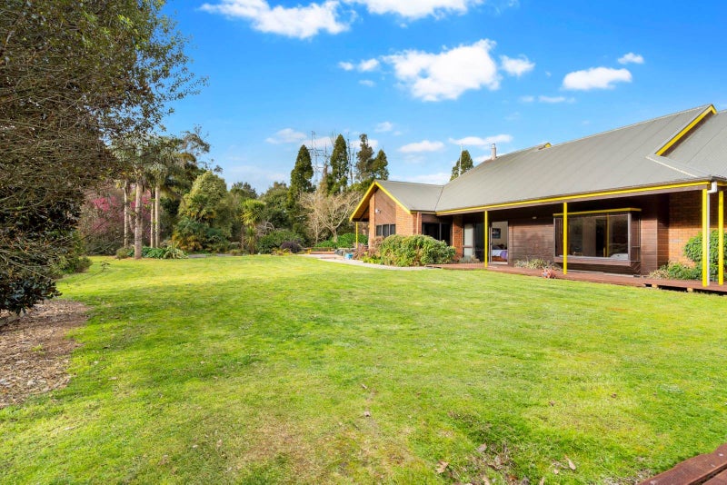 339 Hautapu Road, Cambridge - Carousel 1