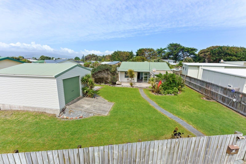 19 Karaka Street, Otaki Beach, Otaki - Carousel 2