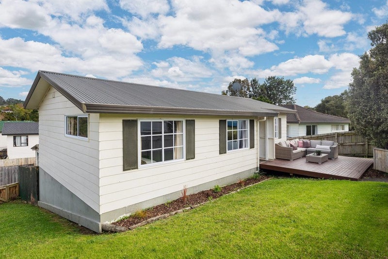 44 Borich Road, Sunnyvale, Auckland - Carousel 1