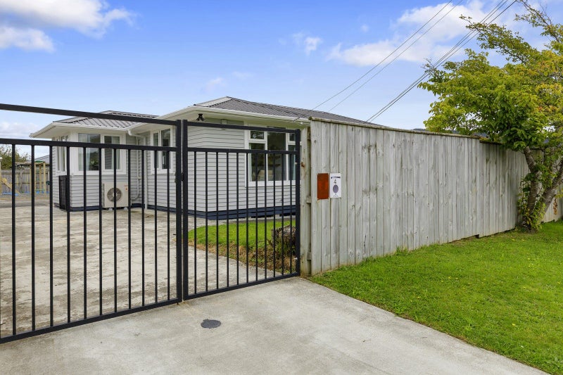 4 Derwent Street, Wainuiomata, Lower Hutt - Carousel 2