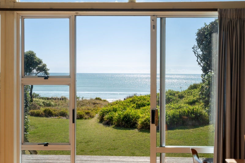 39A Oceanbeach Road, Mount Maunganui, Mount Maunganui - Carousel 2