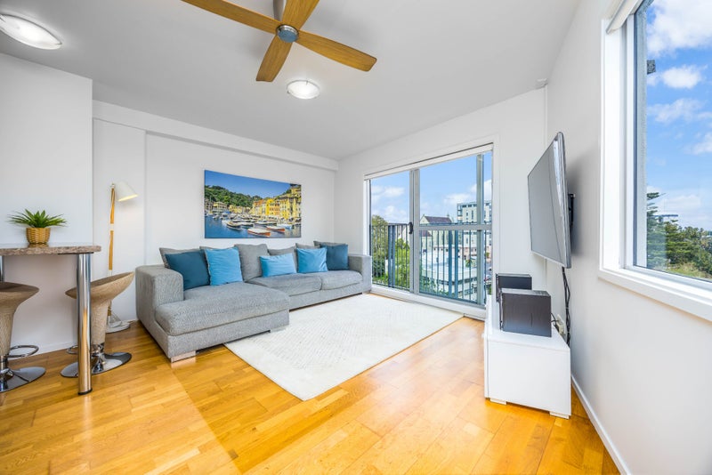 9D/18 Scotia Place, Auckland Central, Auckland - Carousel 2