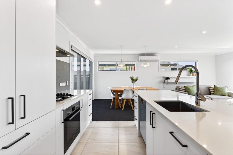 85 Hunter Drive, Awatoto, Napier - Carousel 1