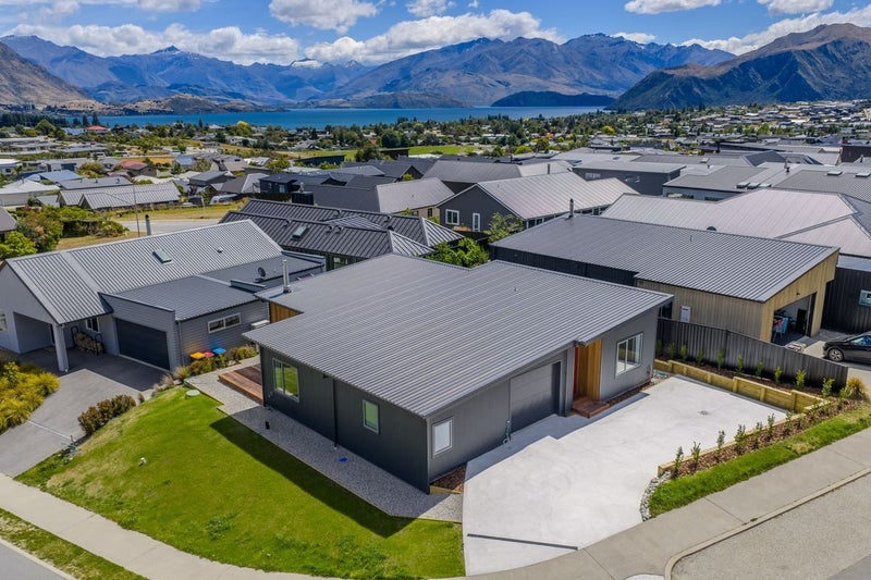 3 Landsborough Lane, Wanaka, Wānaka - Carousel 1