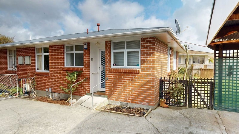 2/15 Clouston Park Road, Ebdentown, Upper Hutt - Carousel 1