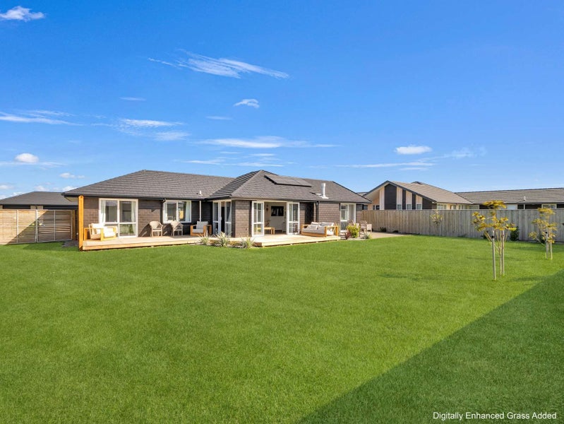 2 Upham Way, Amberley, Amberley - Carousel 2