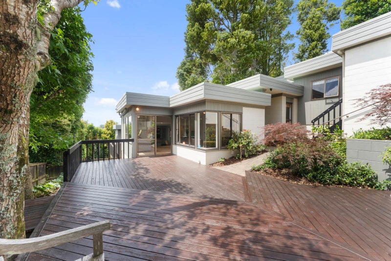 8 Harper Street, Chatswood, Auckland - Carousel 1