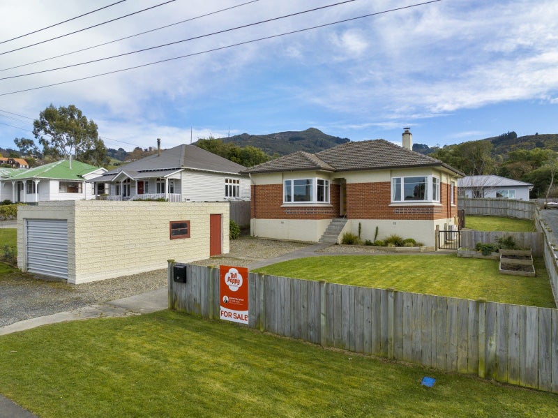 17 Hugh Street, Sawyers Bay, Port Chalmers - Carousel 2