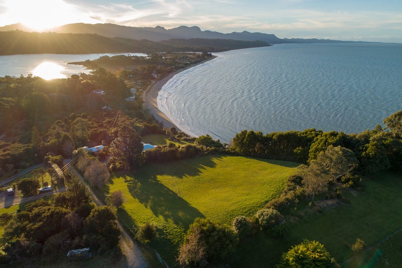 82 Lookout Road, Parapara, Collingwood - Carousel 1