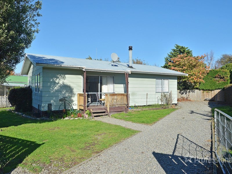 Property Valuation for 72 Woodward Street East, Featherston Trade Me