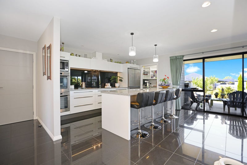 15 Orchard Grove, Netherby, Ashburton - Carousel 2