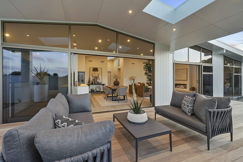 63C Mangorei Road, Strandon, New Plymouth - Carousel 2