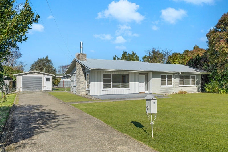 37 East Street, Greytown, Greytown - Carousel 14