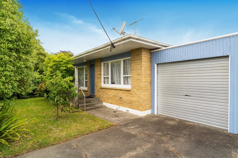 50 Dunstan Street, Otaki - Carousel 1