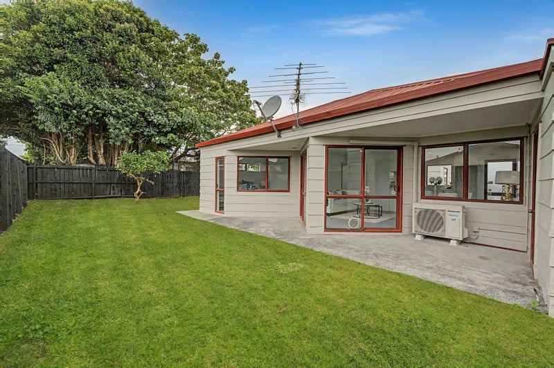 6/6 Taka Street, Takanini, Auckland - Carousel 1