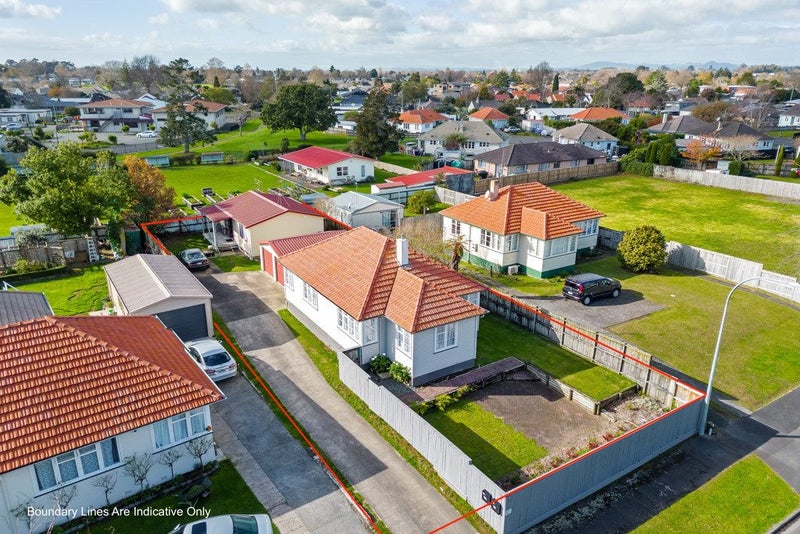 95 Fairfield Road, Fairfield, Hamilton - Carousel 1