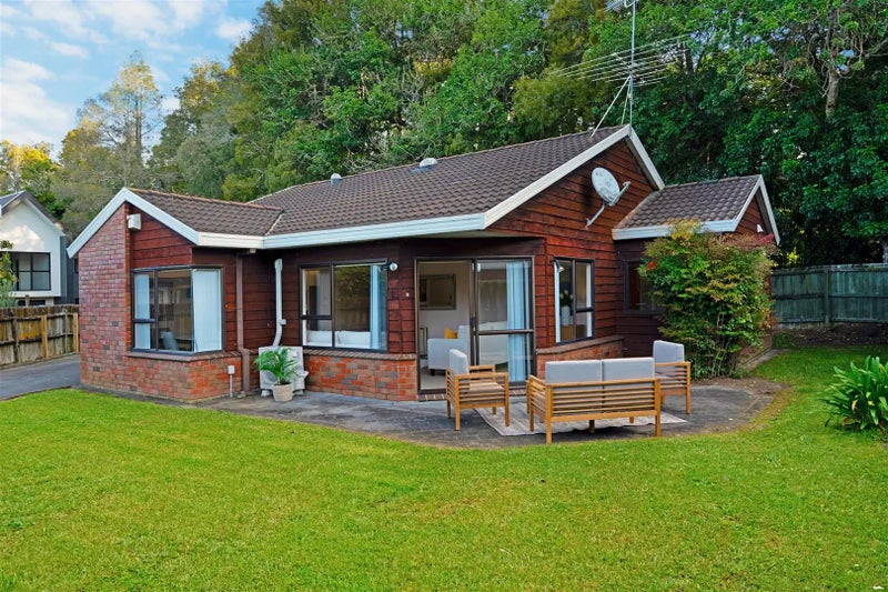 2/57 Karaka Street, Takapuna, Auckland - Carousel 1