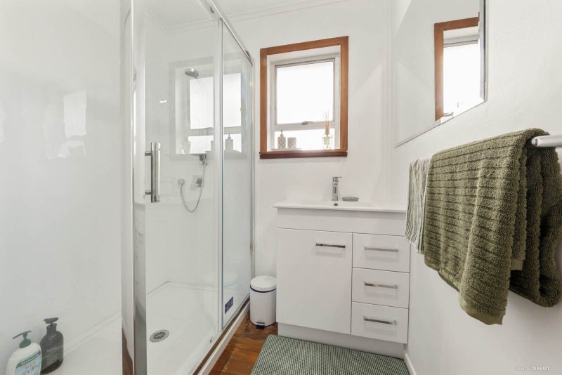 105 Triangle Road, Massey, Auckland - Carousel 12