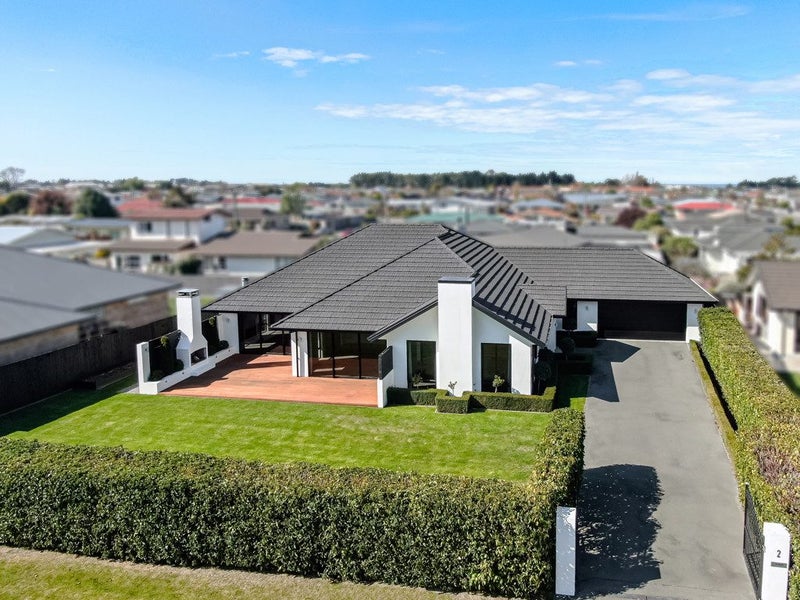 2 McMullan Place, Oamaru North, Oamaru - Carousel 1