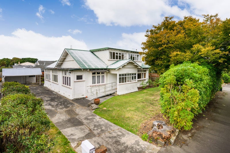 20 Rainforth Street, Roslyn, Palmerston North - Carousel 1