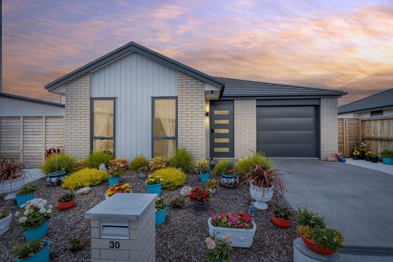 30 Greengrass Crescent, Kaiapoi, Kaiapoi - Carousel 1