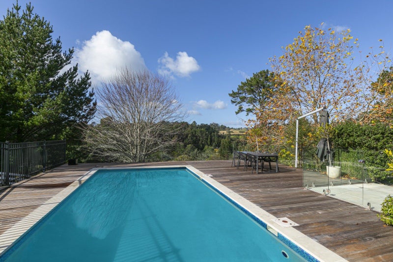 10B John Brian Drive, Redvale, Auckland - Carousel 2