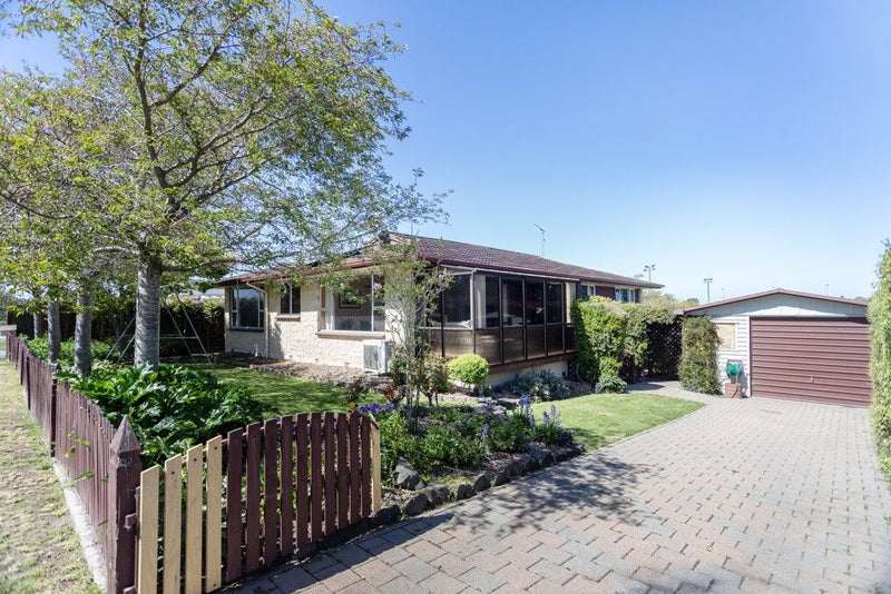 11 Parklane Place, Weston, Oamaru - Carousel 1