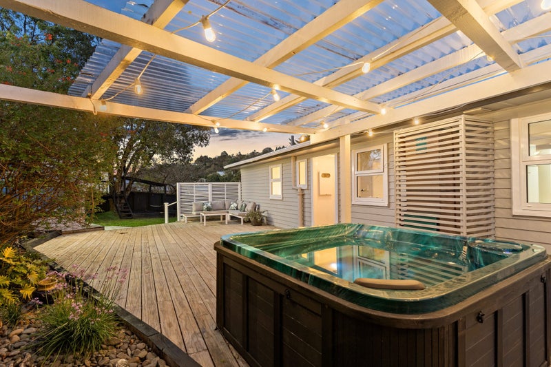 34 McPhail Street, Birkdale, Auckland - Carousel 1