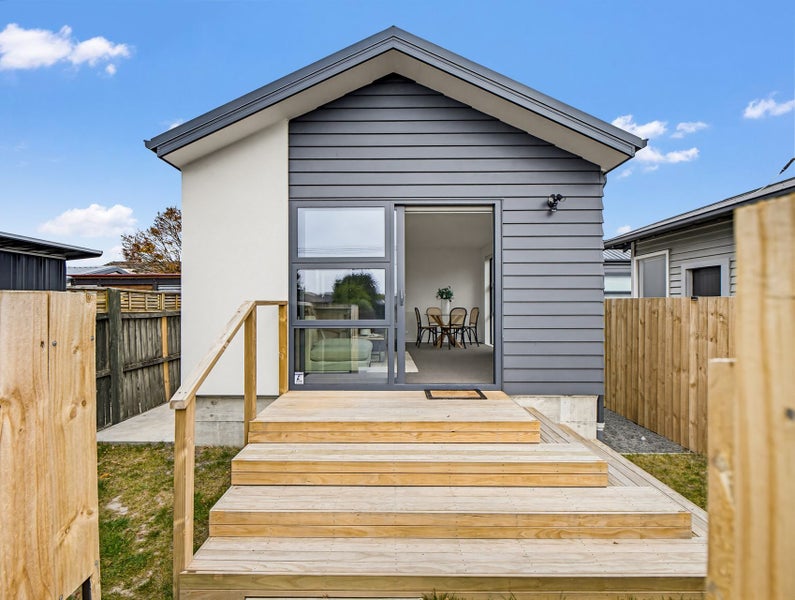 18 Matlock Street, Woolston, Christchurch - Carousel 1
