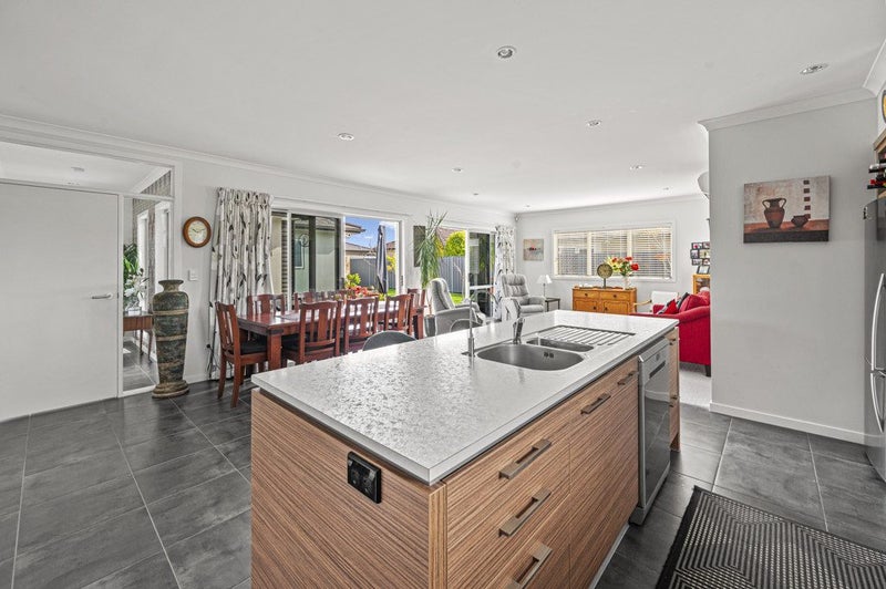 29 Aoraki Road, Poraiti, Napier - Carousel 1