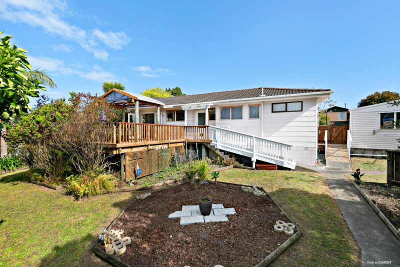 14 George Herring Place, Glen Eden, Auckland - Carousel 2