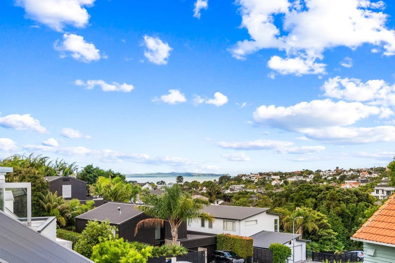 76B Rukutai Street, Orakei, Auckland - Carousel 2