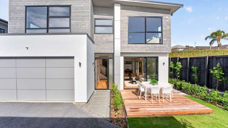 34 Kesteven Avenue, Glendowie, Auckland - Carousel 1