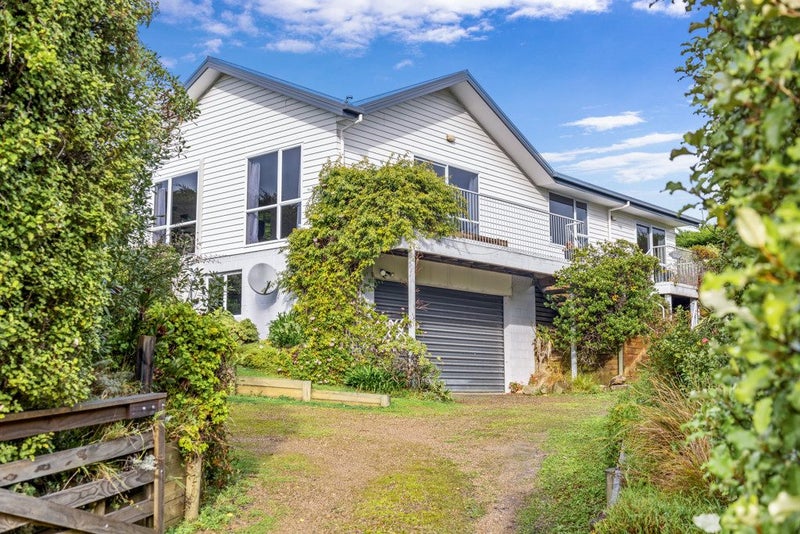 90 Marine Drive, Diamond Harbour, Lyttelton - Carousel 2