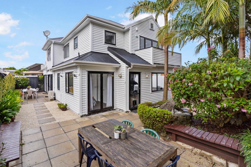 16 Kiwitea Street, Sandringham, Auckland - Carousel 1