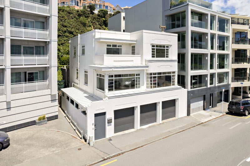 90 Oriental Parade, Oriental Bay, Wellington - Carousel 1