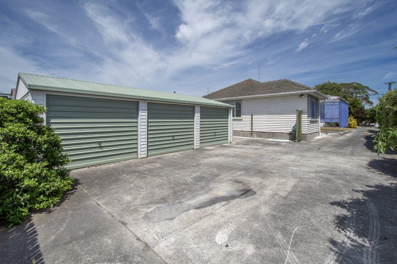 245 Breezes Road, Aranui, Christchurch - Carousel 2