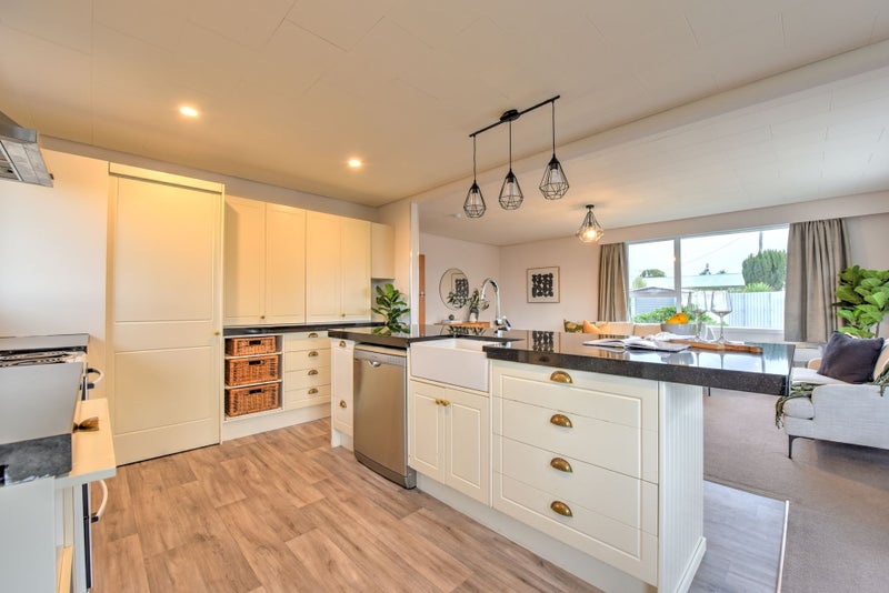 74A Kitchener Street, Gore, Gore - Carousel 2
