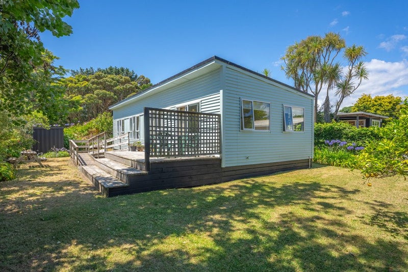 25 Te Moana Road, Waikanae Beach, Waikanae - Carousel 2