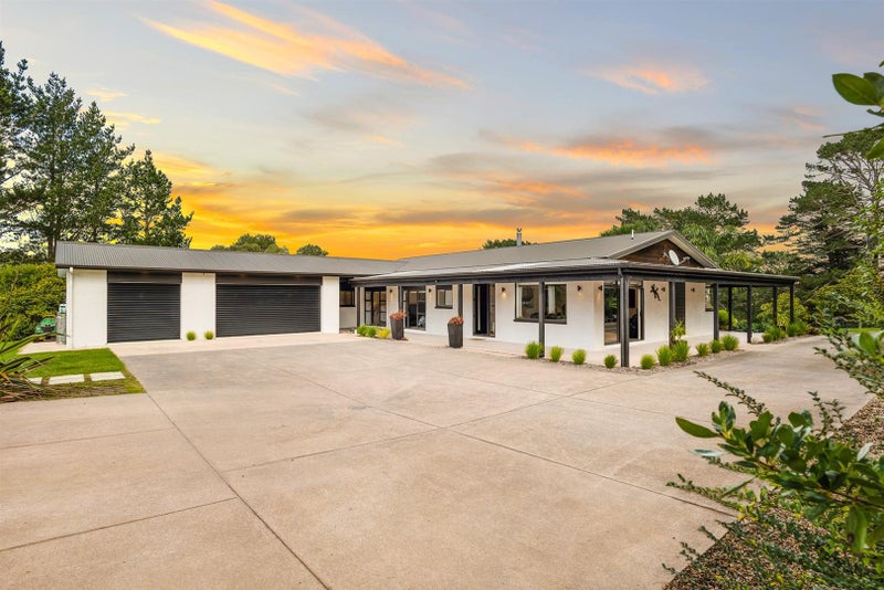 45 Terry Smyth Drive, Kumeu, Rodney, Auckland - Carousel 1
