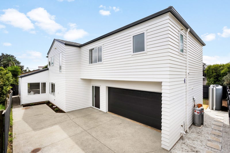 22 Norrie Avenue, Mount Albert, Auckland - Carousel 1
