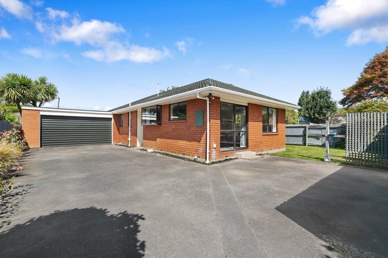 2/52 Truman Road, Bryndwr, Christchurch - Carousel 1